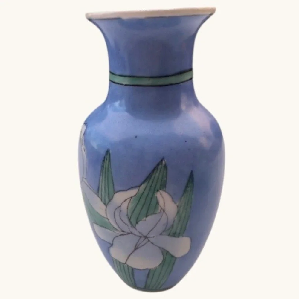 Vintage Japanese Blue Bud Vase Hand Painted White Iris Floral Ceramic‎ 6 Inch